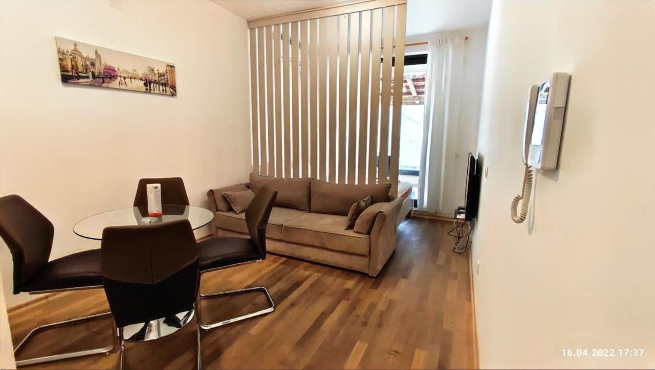 Apartments Beatrice Rafailovici Ngoại thất bức ảnh