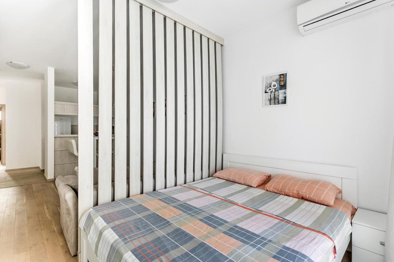 Apartments Beatrice Rafailovici Ngoại thất bức ảnh