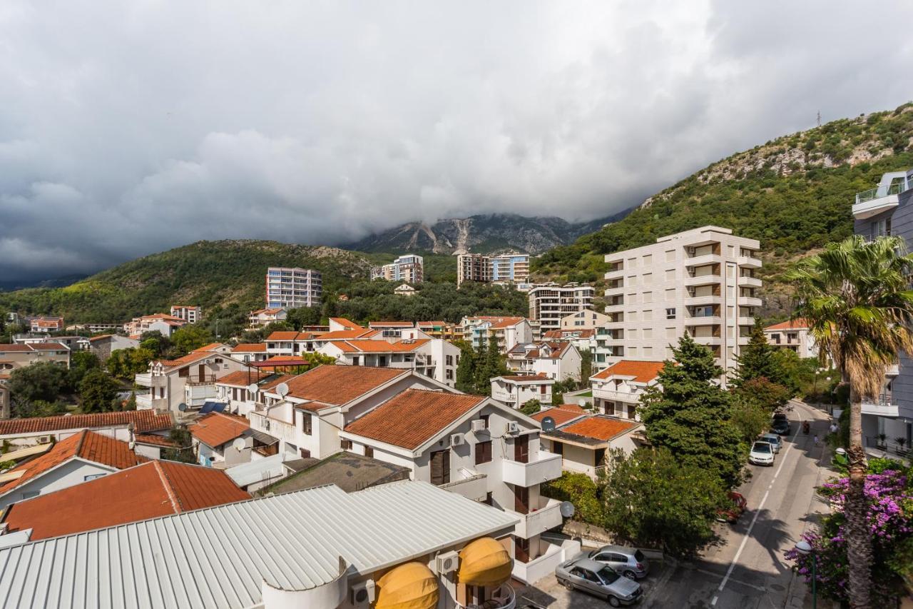 Apartments Beatrice Rafailovici Ngoại thất bức ảnh