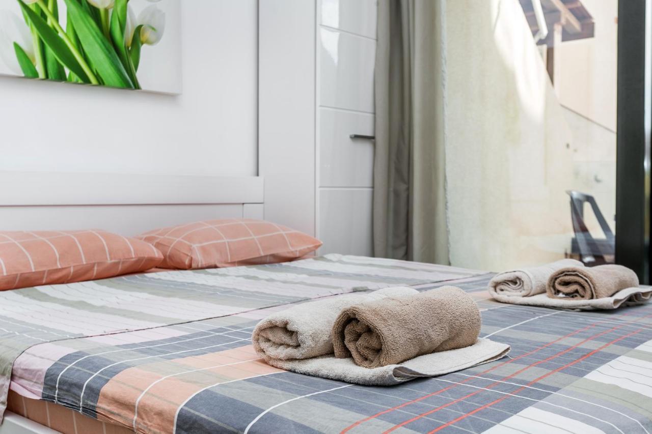 Apartments Beatrice Rafailovici Ngoại thất bức ảnh