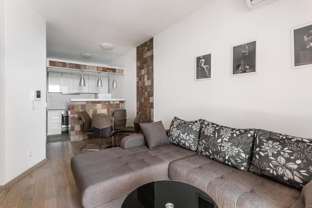 Apartments Beatrice Rafailovici Ngoại thất bức ảnh
