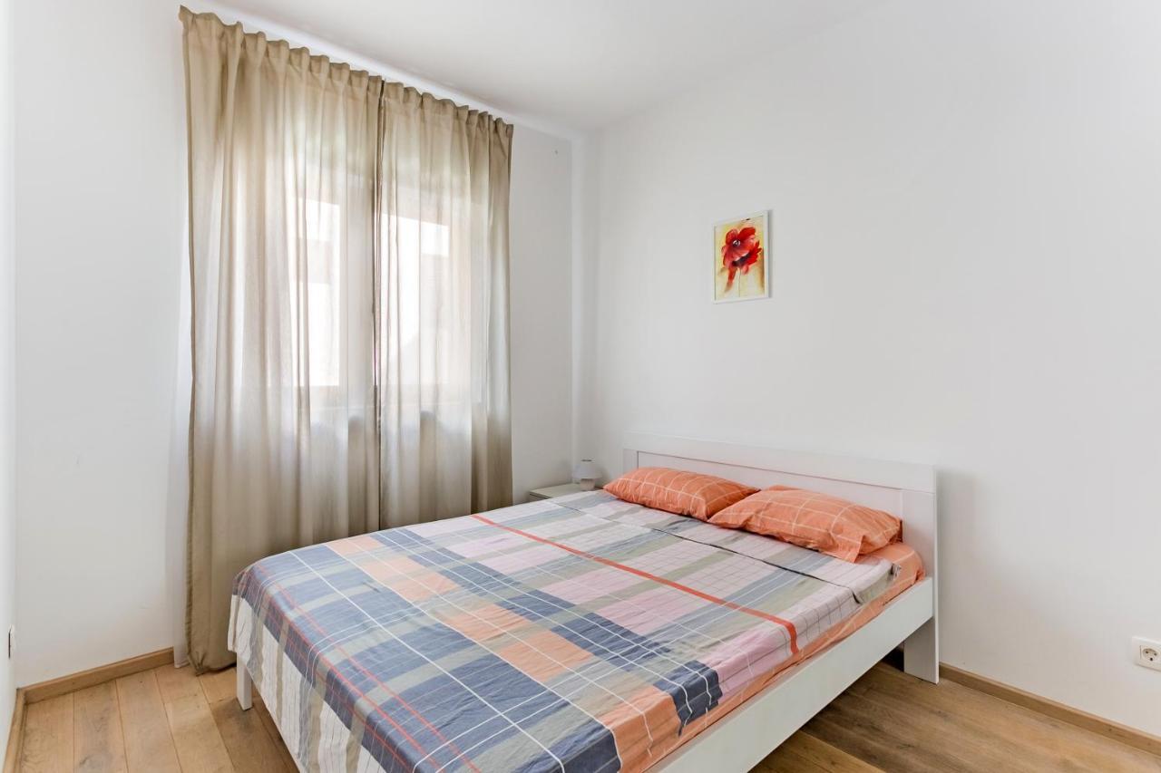 Apartments Beatrice Rafailovici Ngoại thất bức ảnh