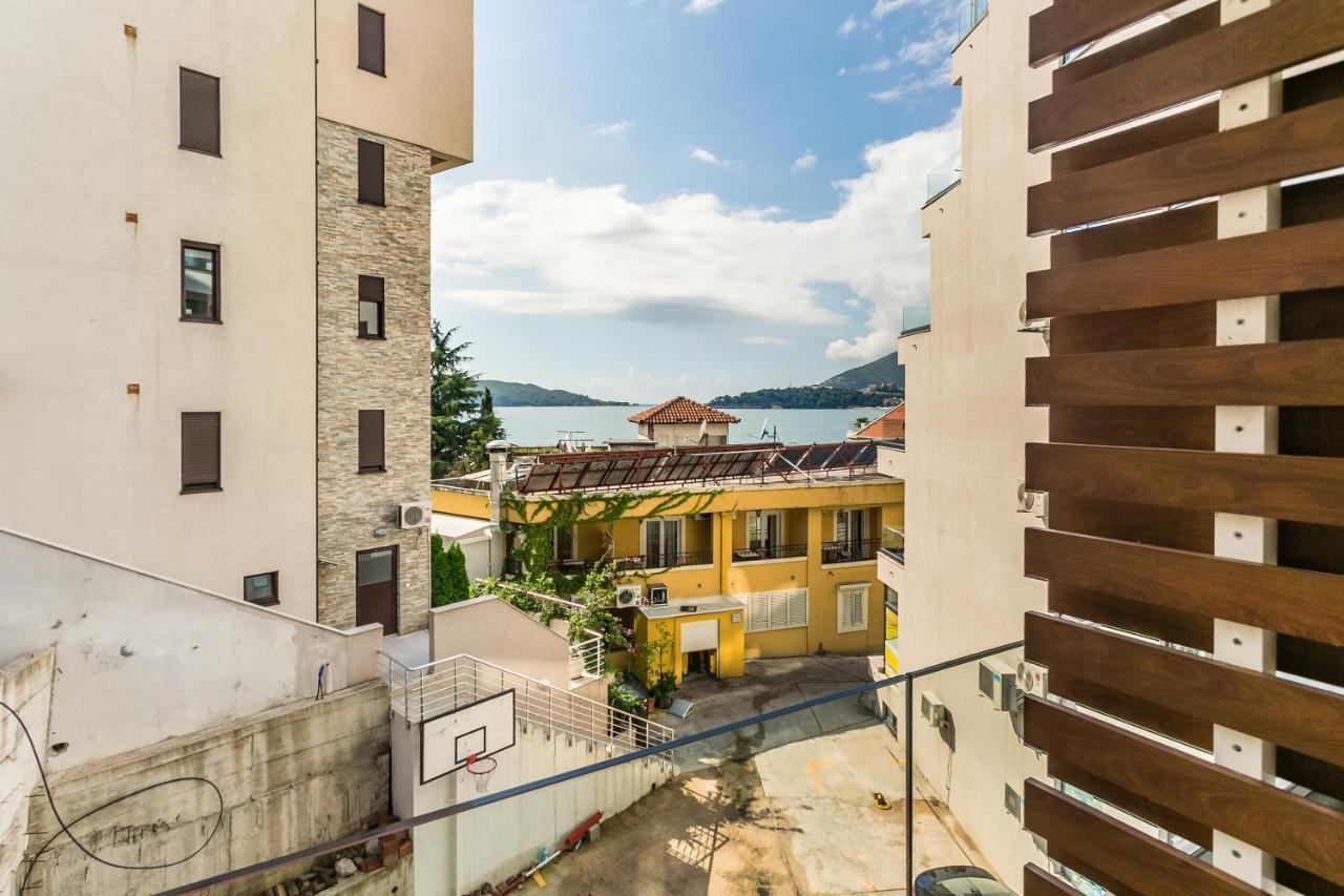 Apartments Beatrice Rafailovici Ngoại thất bức ảnh