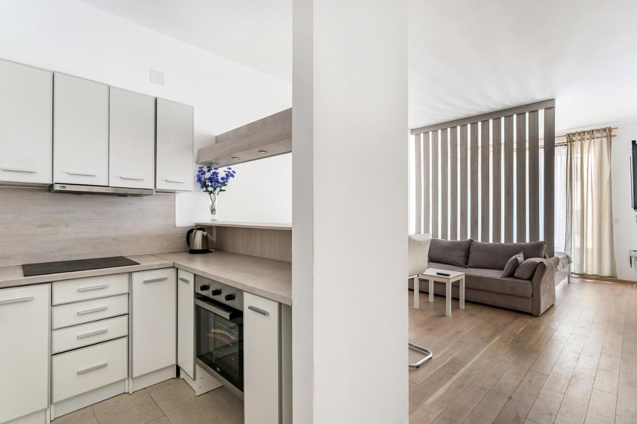 Apartments Beatrice Rafailovici Ngoại thất bức ảnh